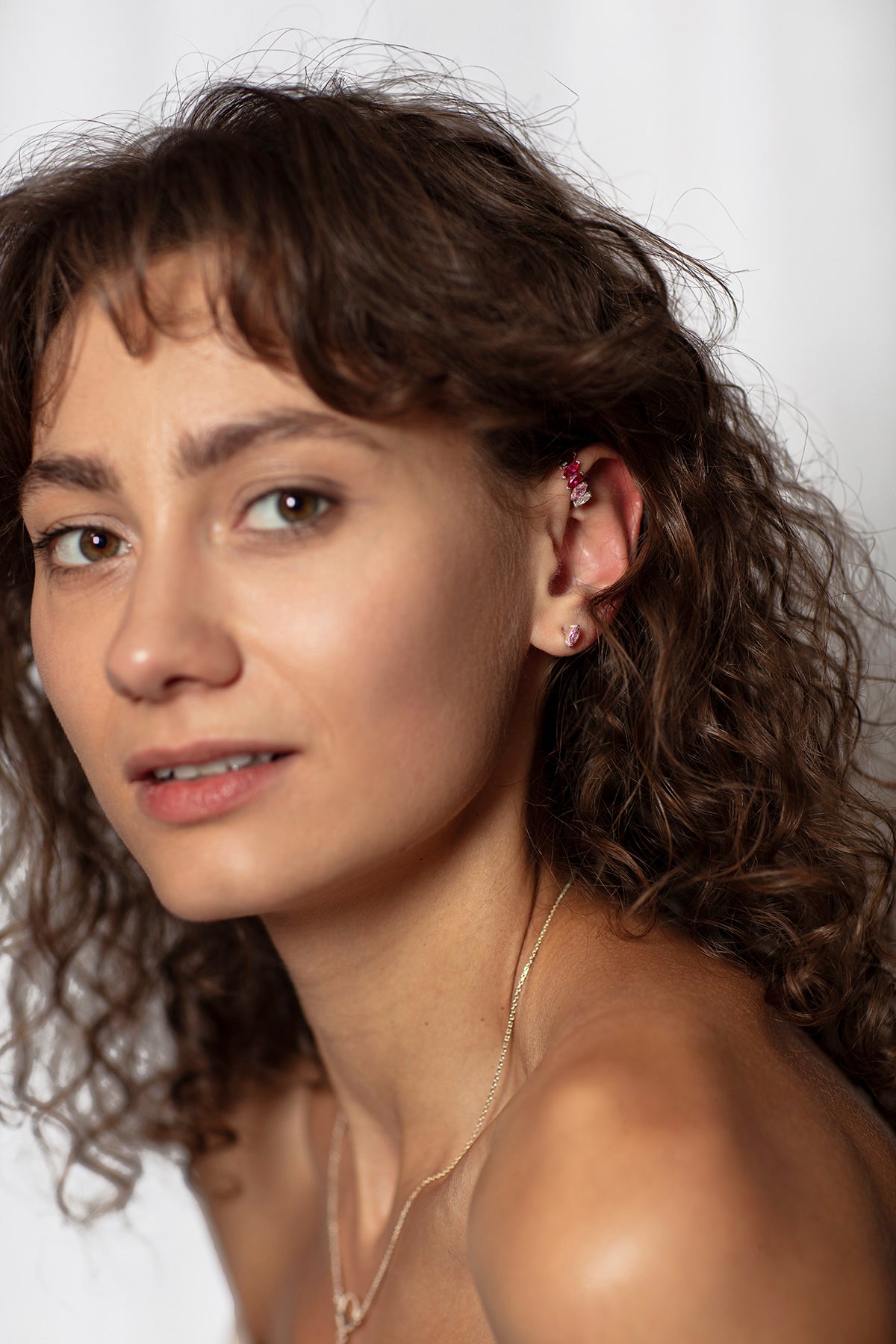 Vire Stud Earrings