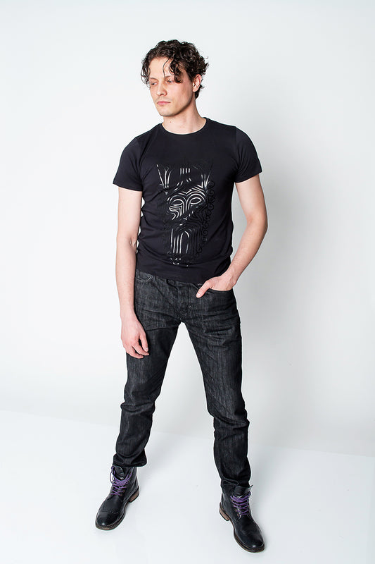 Model wearing Argishiti I t-shirt