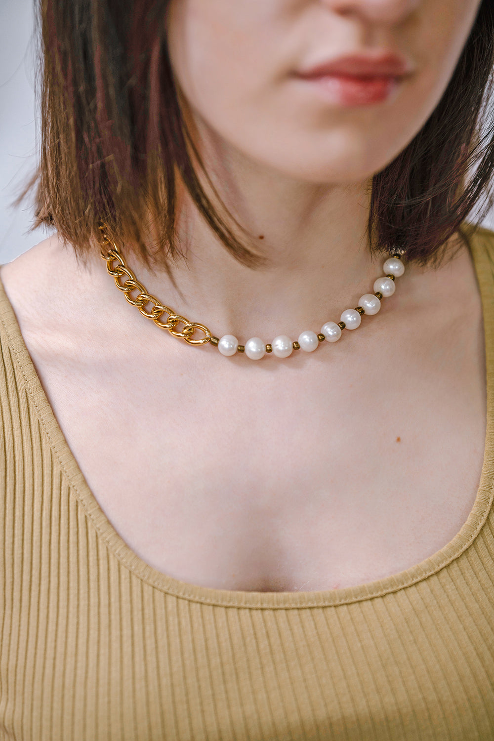 Plated Gold Chain & Pearls