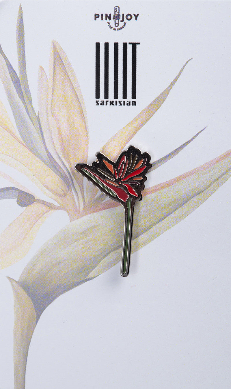 Enamel Pin Strelitzia presentation mode