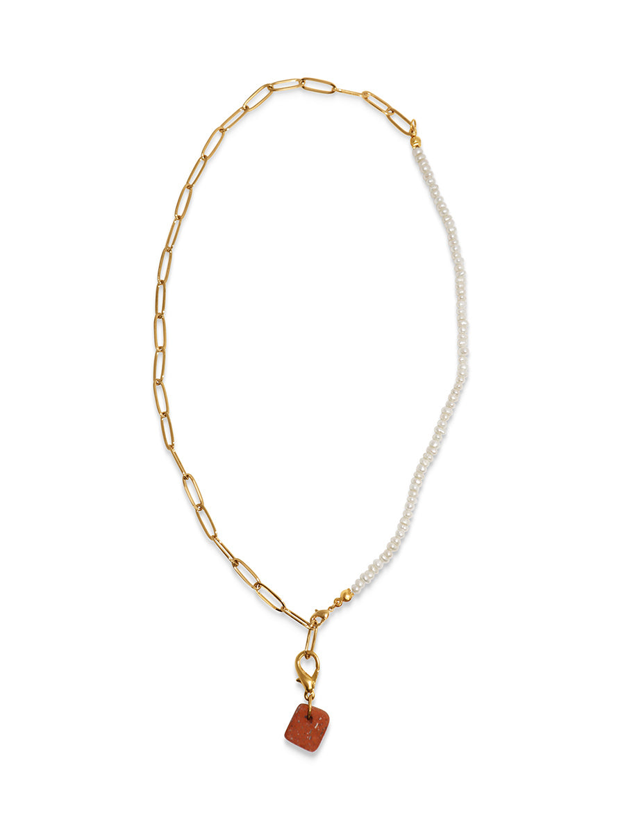 Lilith necklace Tuff Pearl 1
