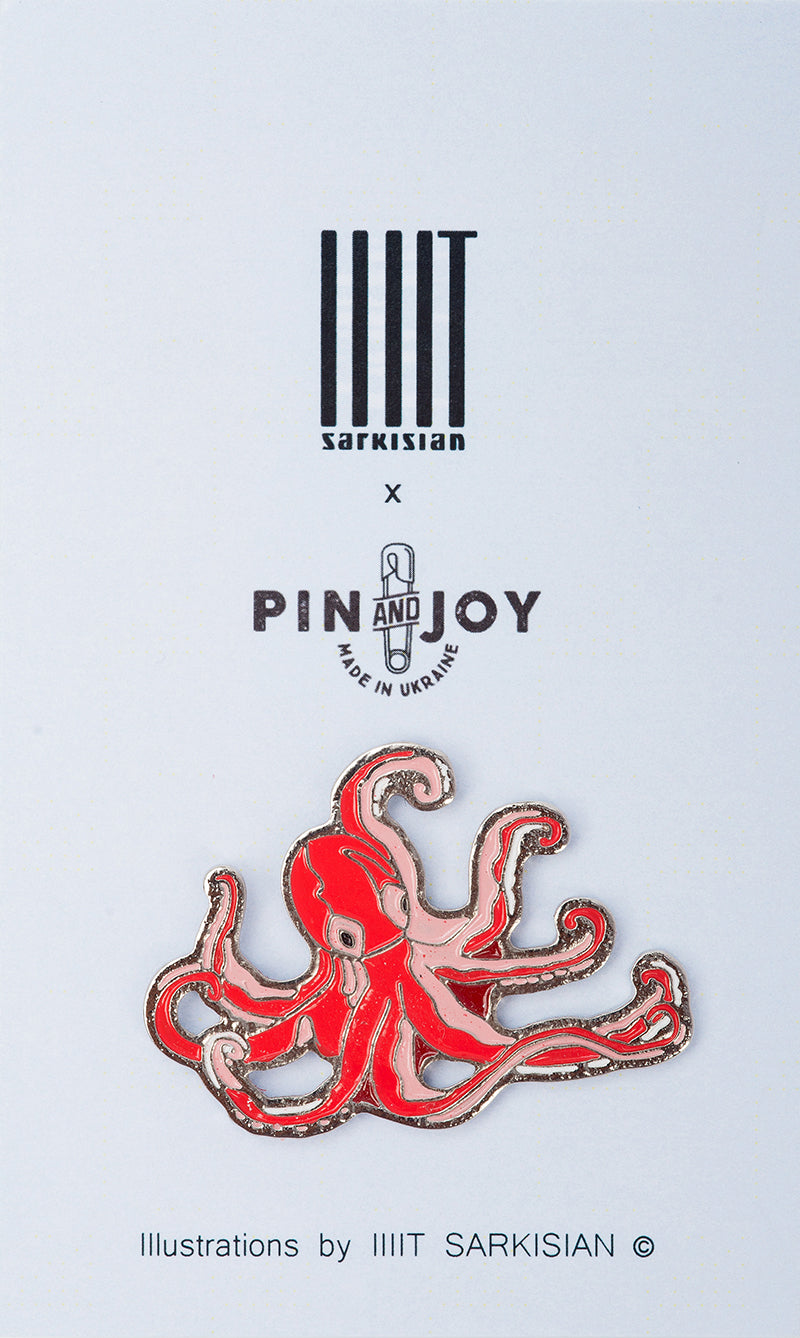 Enamel Pin Octopus presentation mode