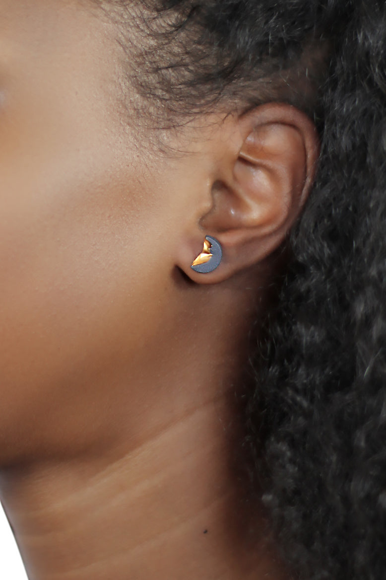 Ooloong small studs