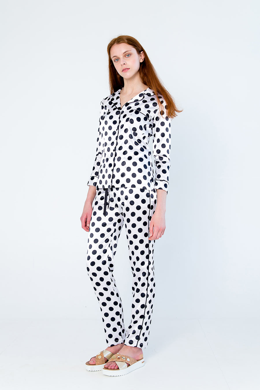 Dotted pajama - White front view
