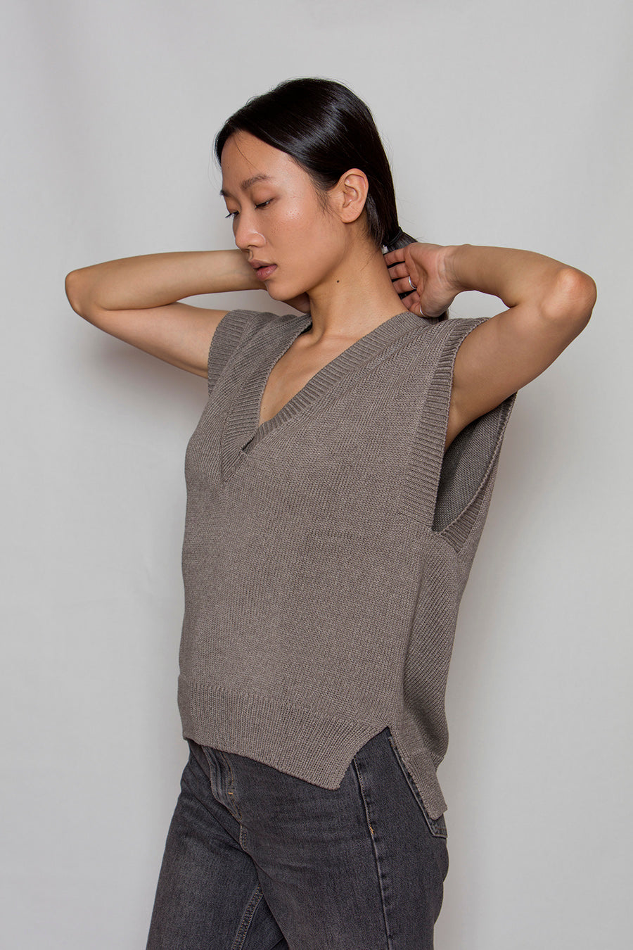 ZGEST OM knitted vest grey 2