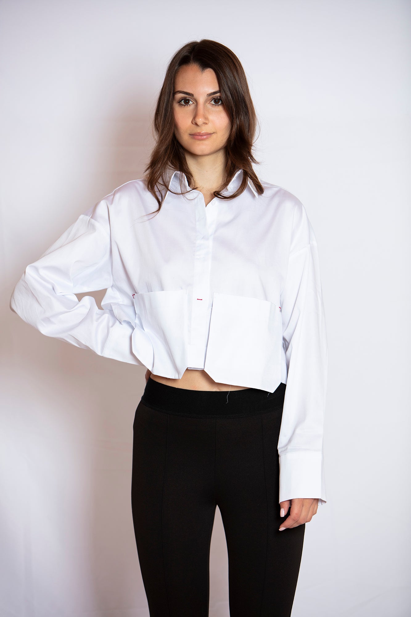 ZGEST Cropped White Shirt front side