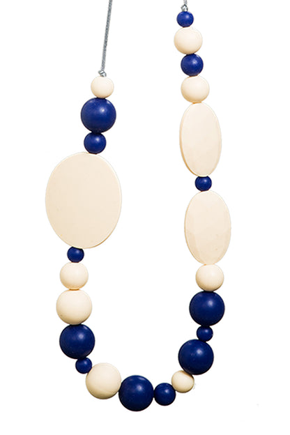 Balik - Anulik Necklace close view