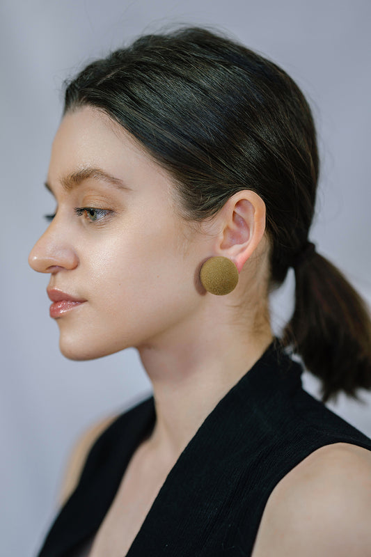 SOMA-Plusch-caramel-earrings
