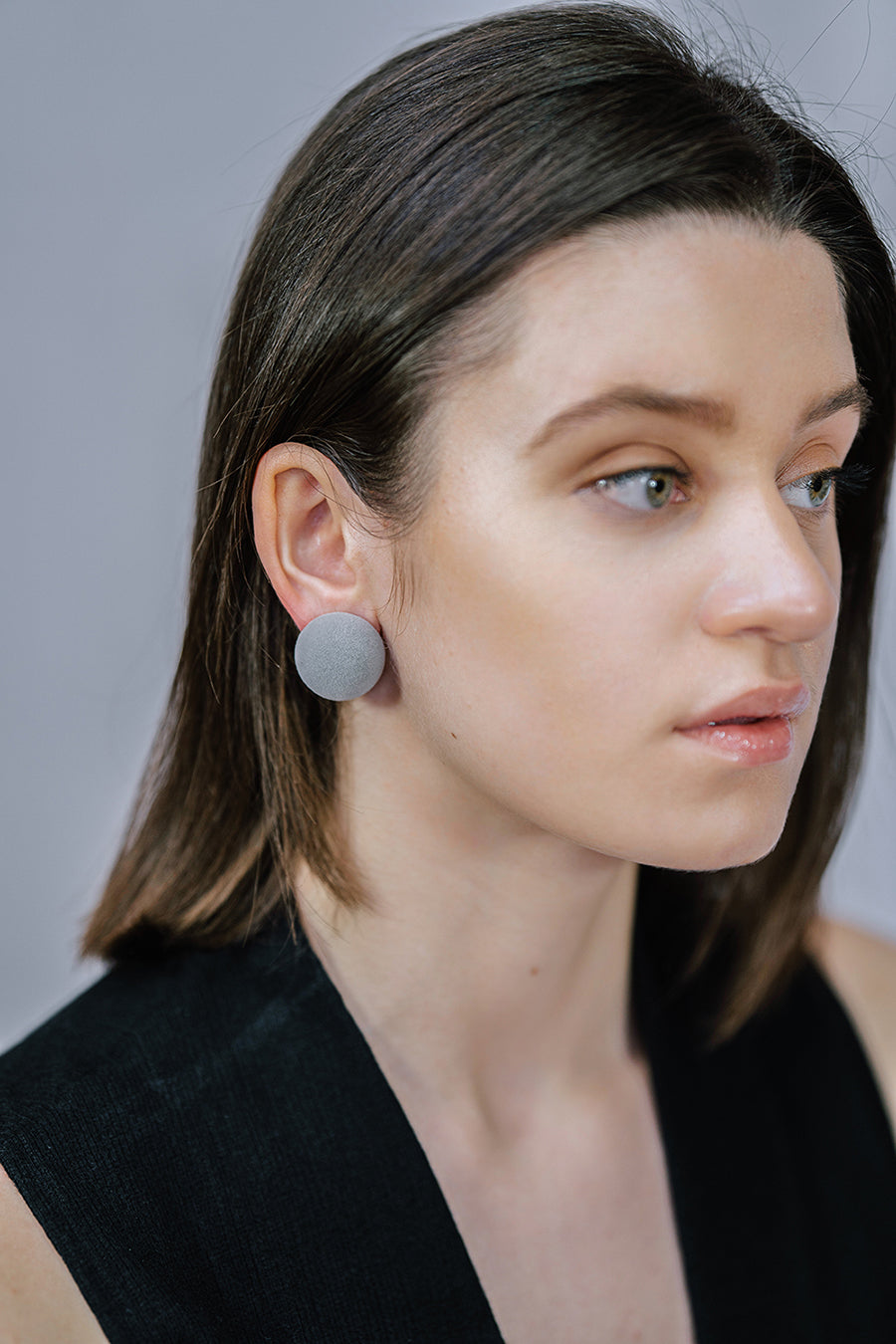 SOMA-Plusch-concrete-earrings