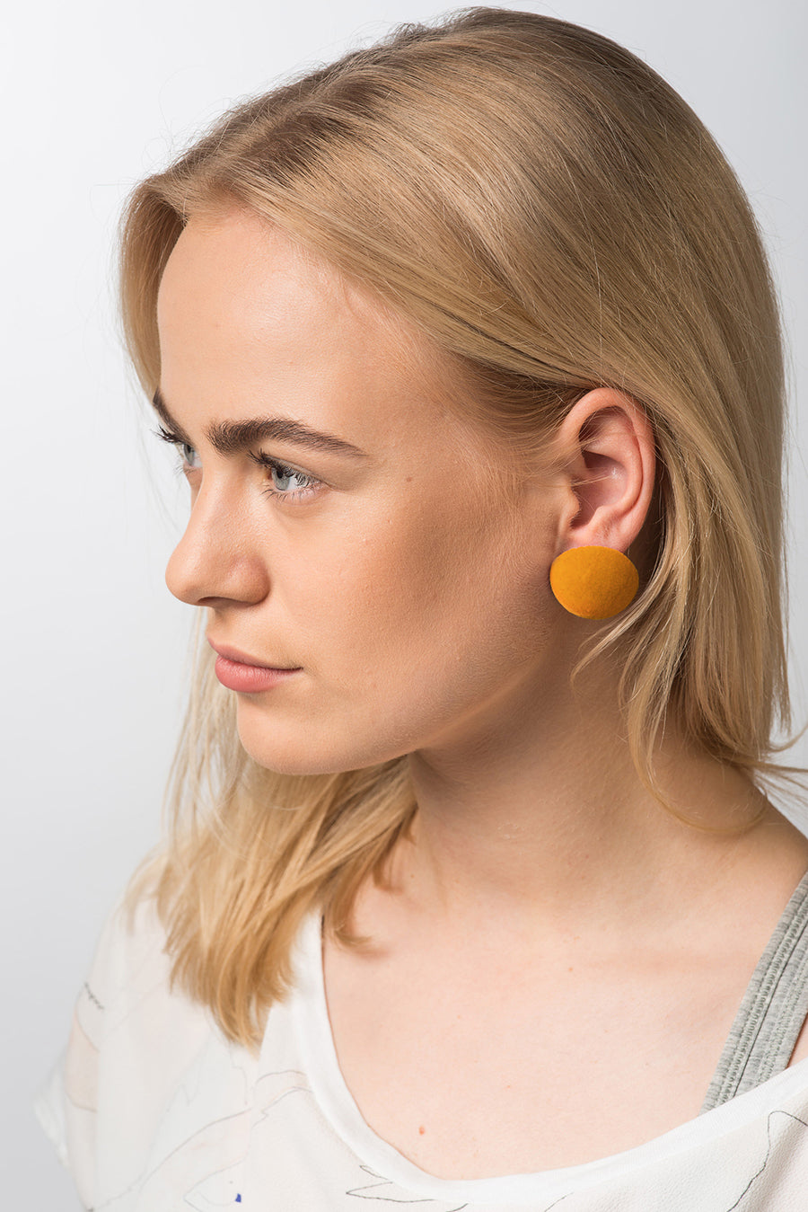 SOMA-plusch-yellow-round-earrings