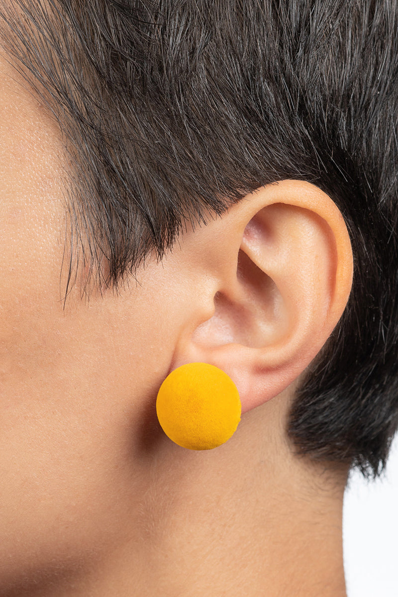 Soma-plusch-round-earrings-yellow